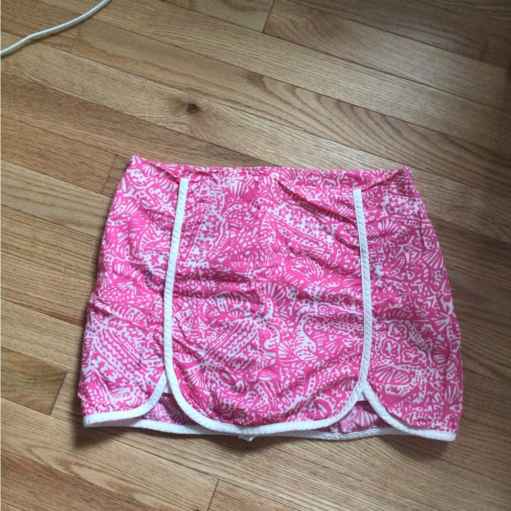Lilly Pulitzer skort size 4